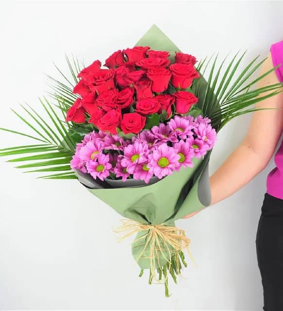 29 Kırmızı Gül & Pembe Papatya Buketi