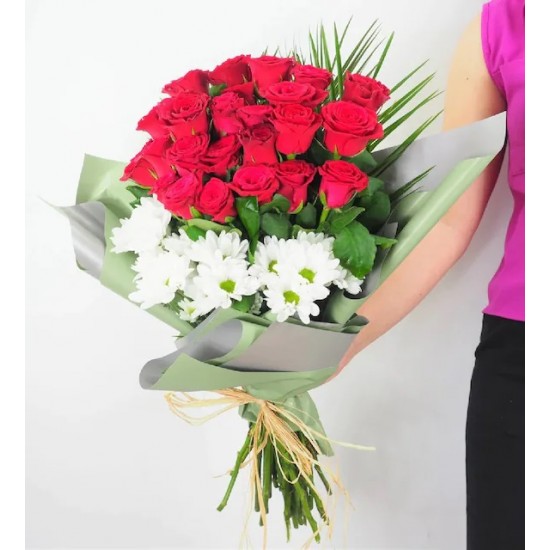 21 Kırmızı Gül & Beyaz Papatya Buketi - Asil - Özel Yeşil Kağıt Aranjman