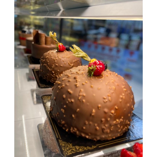 10 Kişilik Çikolatalı Pasta