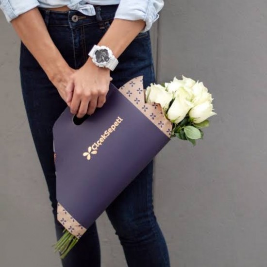 Aşk Sürprizi 10 Beyaz Gül