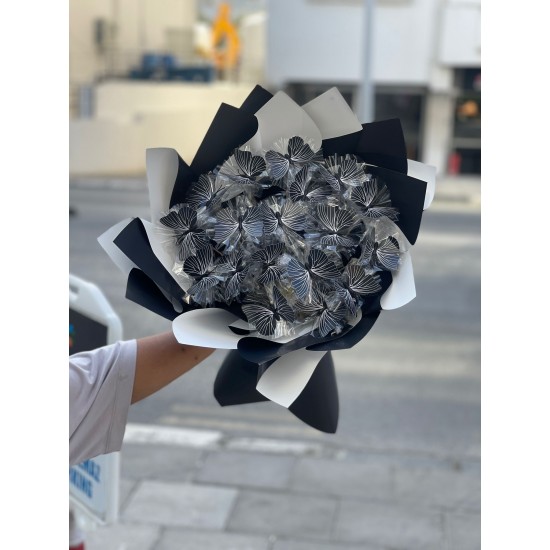 Siyah Kelebek Buketi