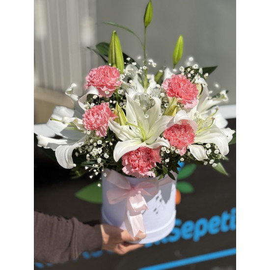 Lilyum & Pembe Karanfil Kutusu