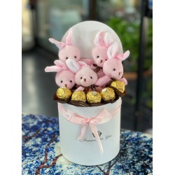 Şirin Tavşanlar ve Çikolata Kutusu